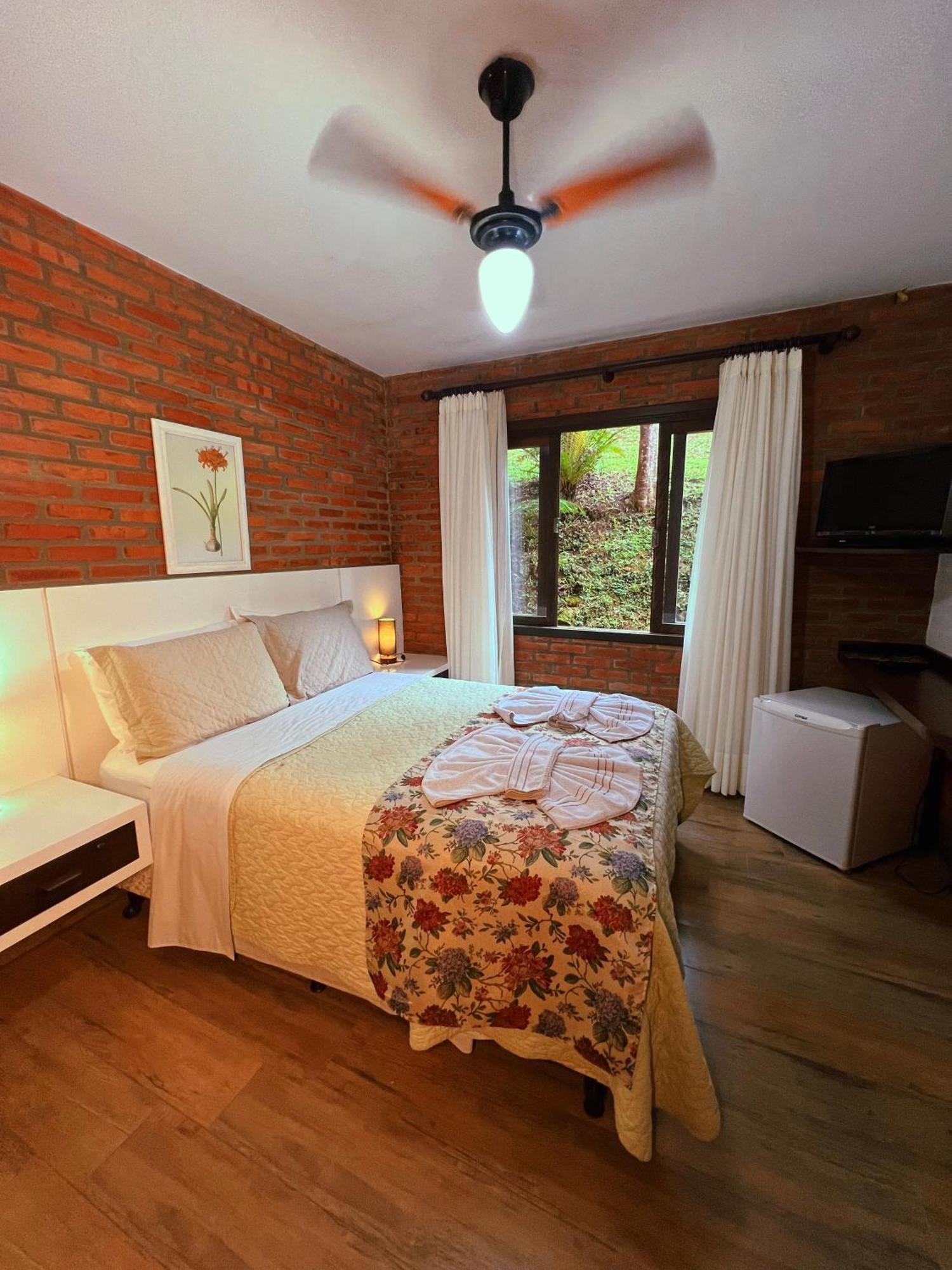 Pousada Lindnerhof Rio dos Cedros Room photo
